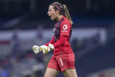 La ex guardameta de las Águilas contó su versión de los hechos con el acosador.