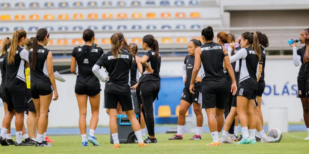 Ellas son las 22 jugadoras que saltarán al terreno de juego como titulares. 