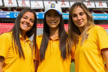 Las jugadoras del conjunto felino bromearon con el nuevo look de Elizondo.  